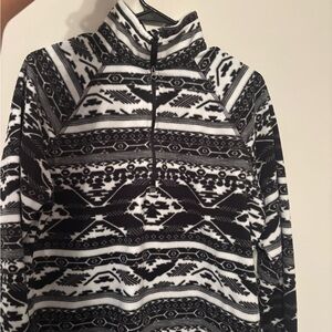 Eddie Bauer Black and White Patterned Sweatshirt